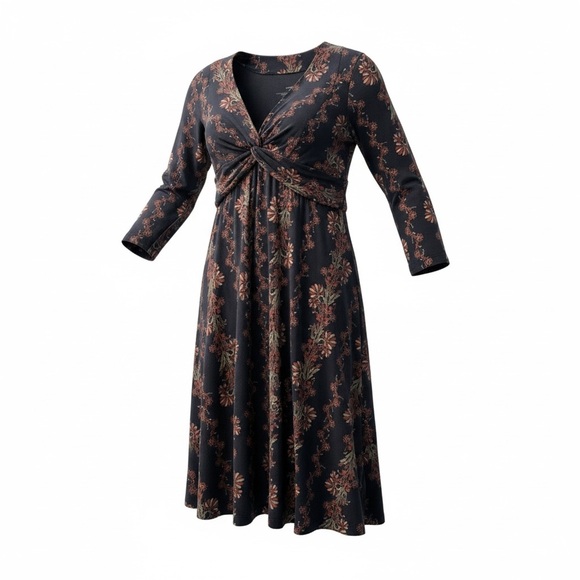 Patagonia Dresses & Skirts - Patagonia Women’s 3/4 Sleeve Black Floral Print Knot Front - M